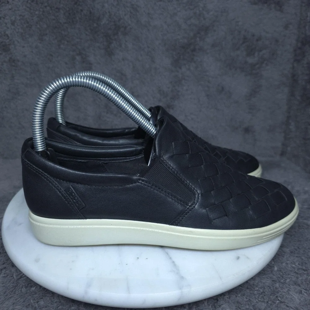 ECCO Shoes Womens Size 5 Black Leather Woven Slip On Casual Comfort 43045301001